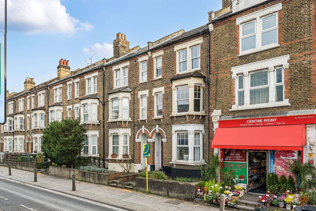 Property photo 2 of 18