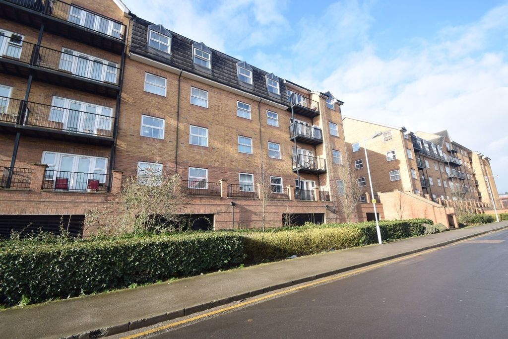 Property photo 1 of 8 5129941