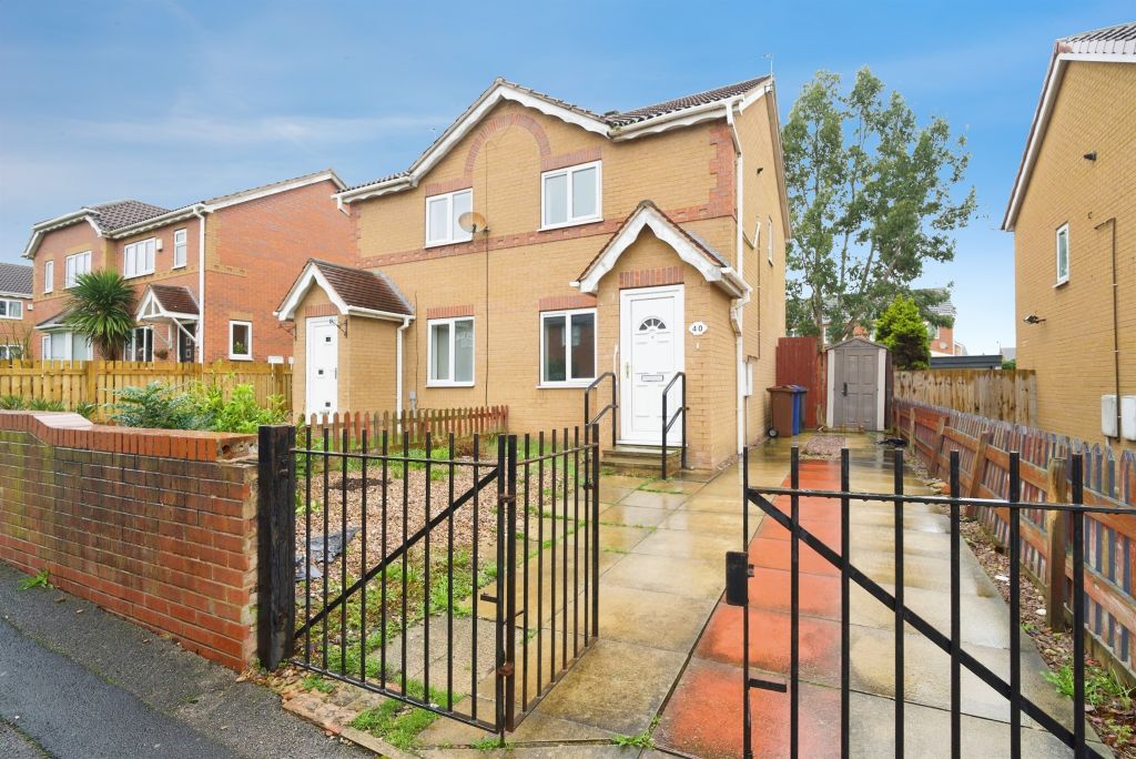 Property photo 2 of 19