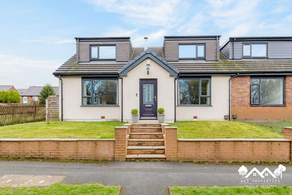 Property photo 1 of 45