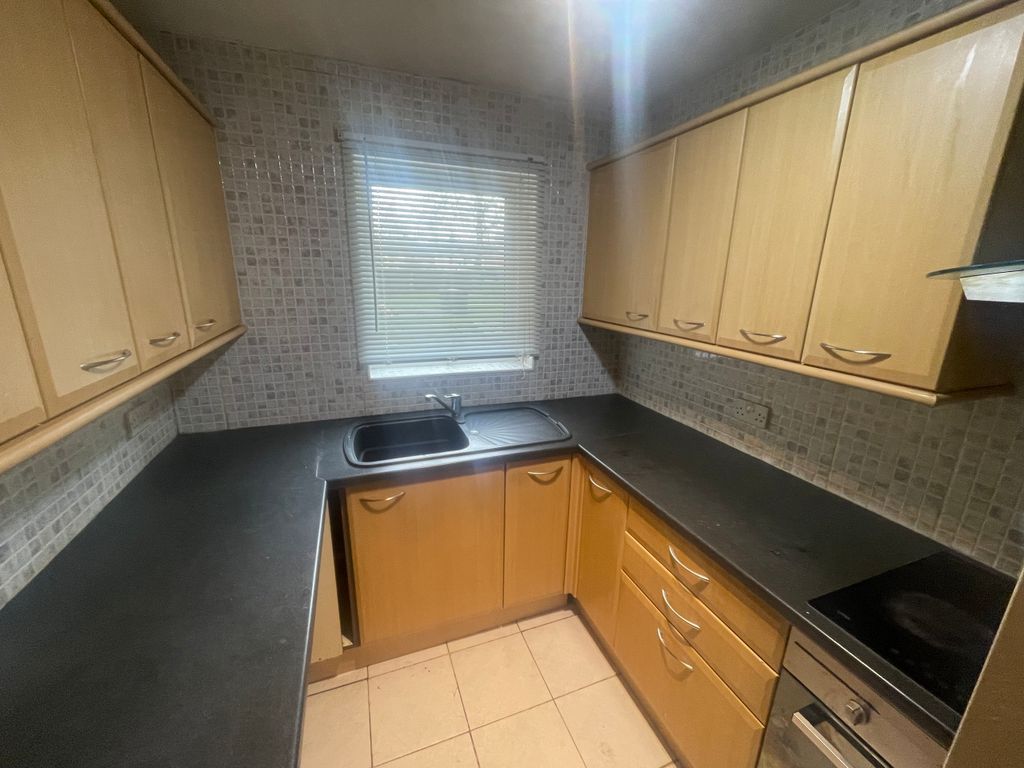 Property photo 2 of 6 Kitchen.Jpeg