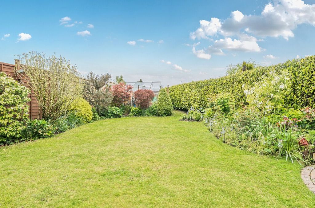 Property photo 2 of 18