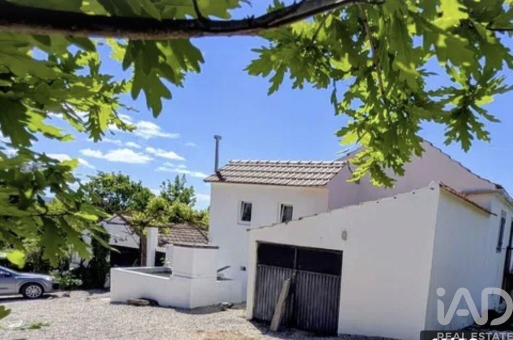 Property photo 1 of 40