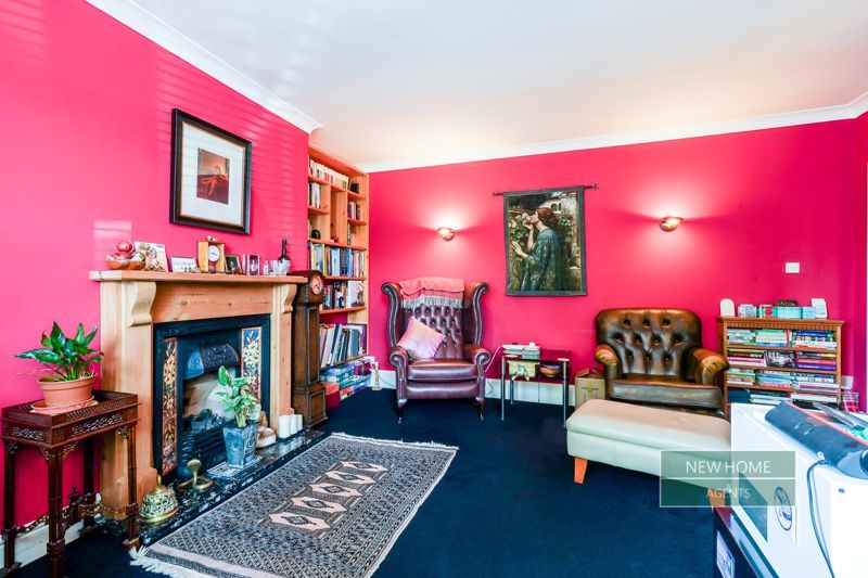 Property photo 3 of 43 Photo 26
