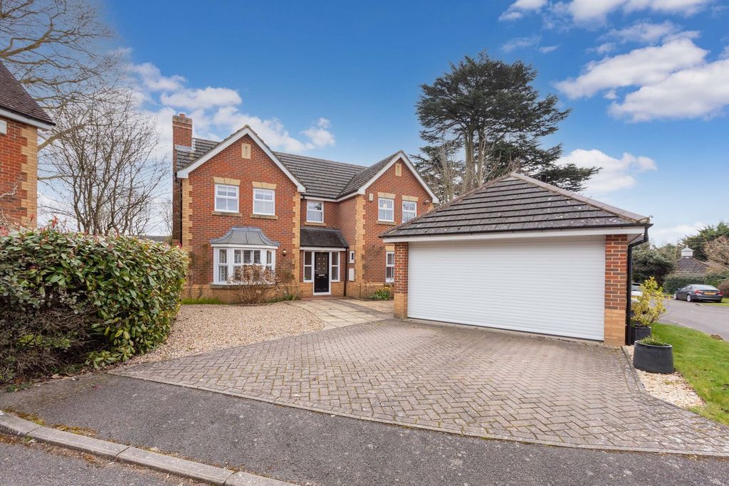 Property photo 1 of 23