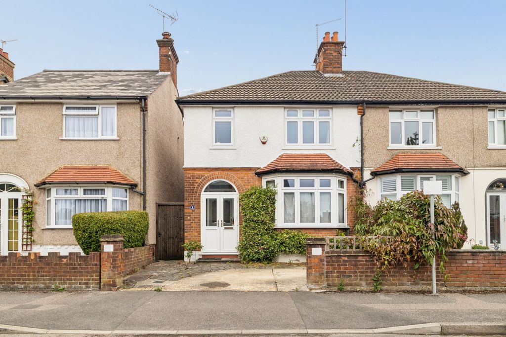 Property photo 1 of 18