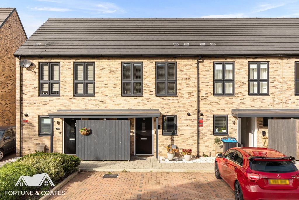 Property photo 1 of 14 Chironsquare_14.Jpg