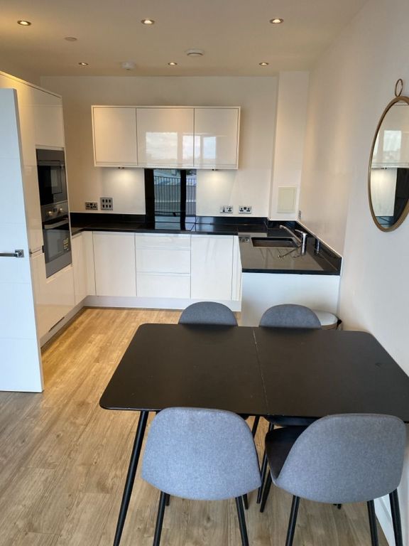 Property photo 3 of 20 Bf13B873-1F36-4025-9457-7Aa56Ac770B5 (1)