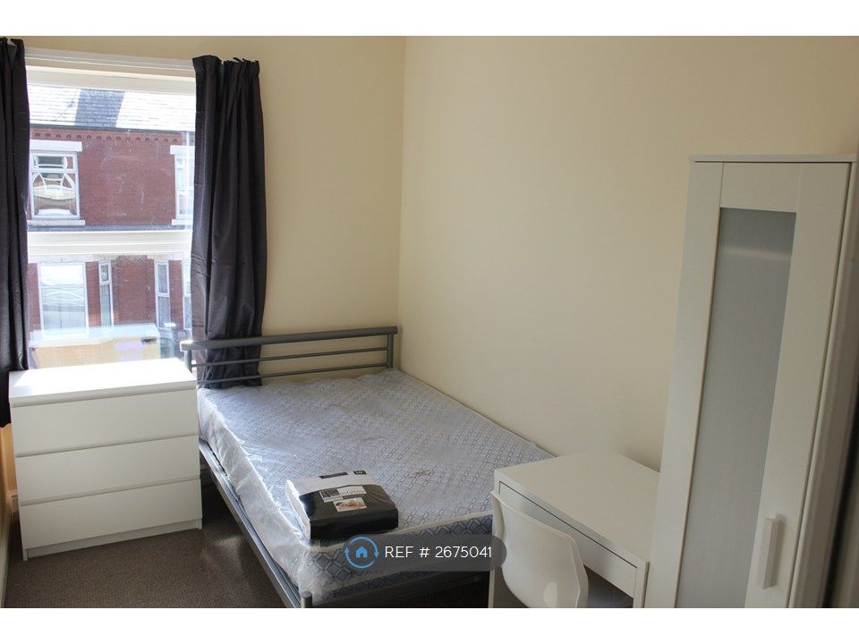 Property photo 2 of 5