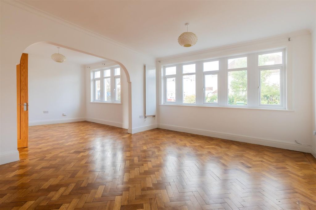 Property photo 2 of 28 149 (15 Of 29).Jpg