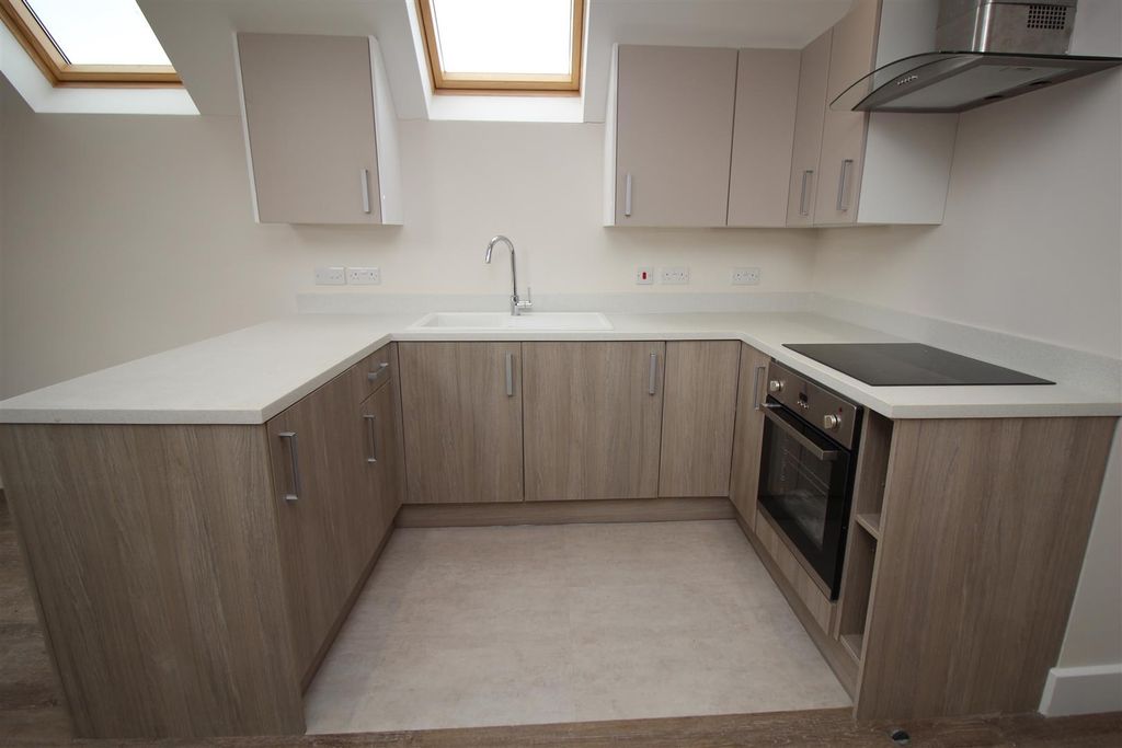 Property photo 2 of 15 Img_7302.Jpg