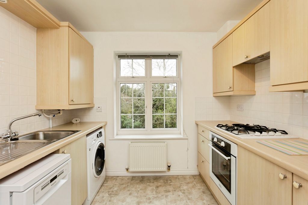 Property photo 2 of 21 Pbox-Img.Jpg
