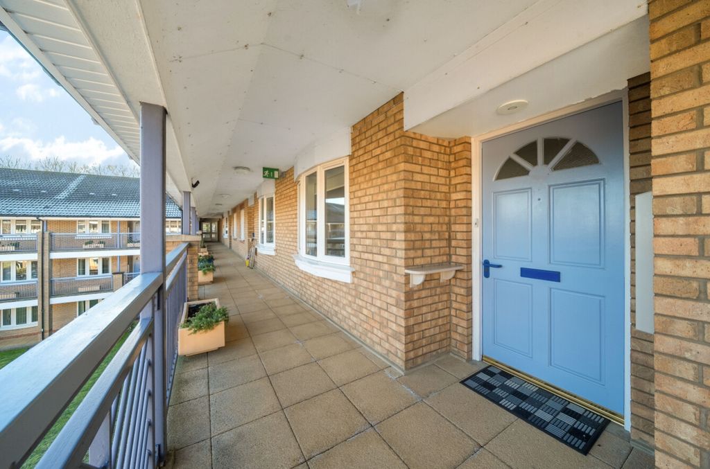 Property photo 2 of 21 1384615-3-692714Fe759Fe