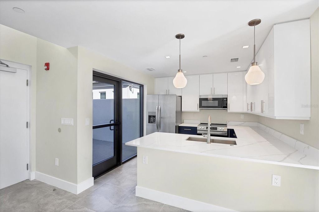 Property photo 3 of 19 <Alttext/>