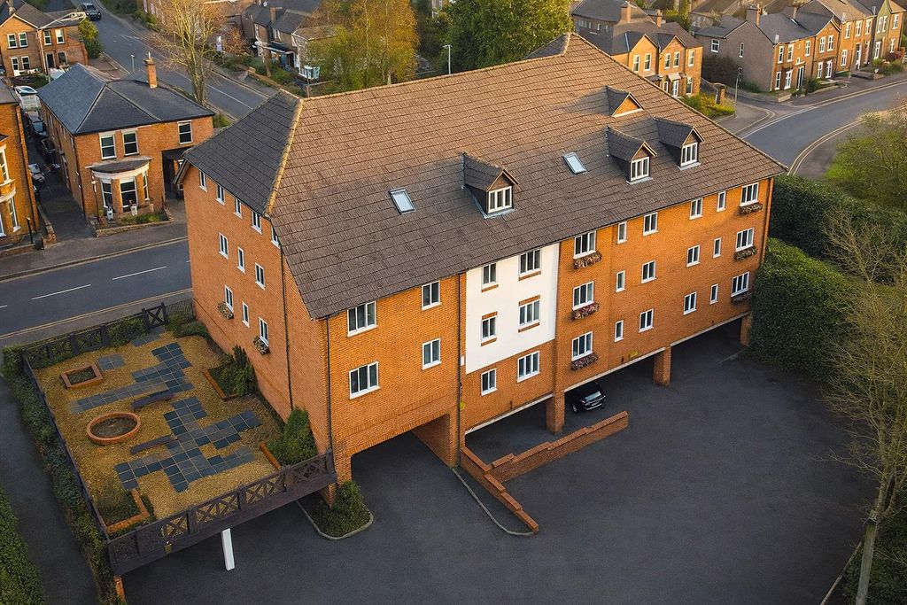 Property photo 1 of 13 Chatgpt Image Feb 11, 2026, 04_18_56 Pm.Png