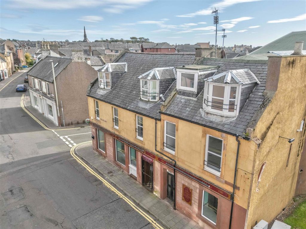 Property photo 1 of 12 3B West Grimsby Arbroath-6.Jpg