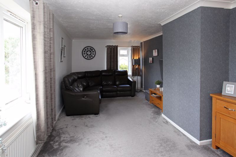 Property photo 2 of 12 Photo 3