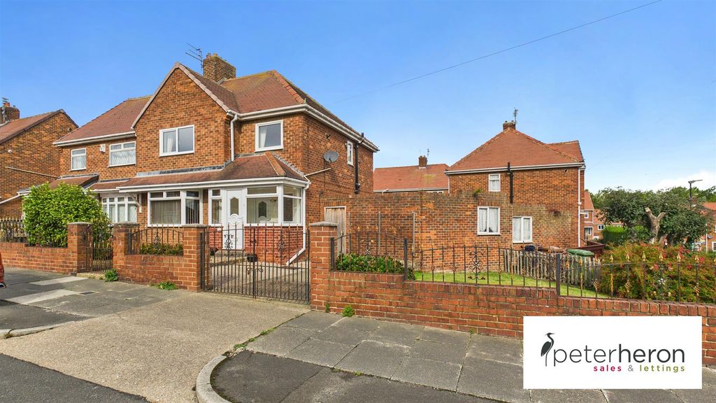 Property photo 1 of 27 Cam05632G0-Pr0038-Still034.Jpg
