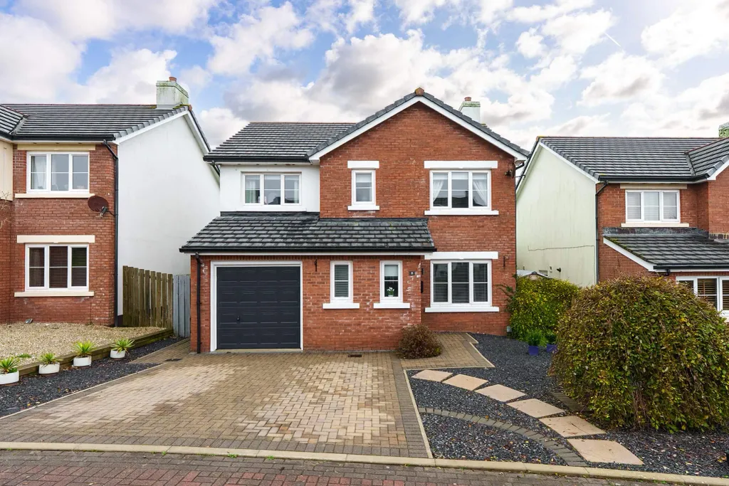 Property photo 1 of 22