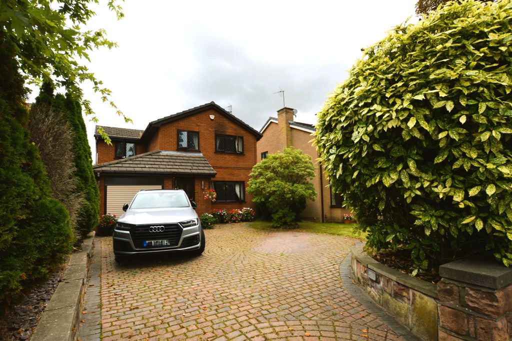 Property photo 1 of 30