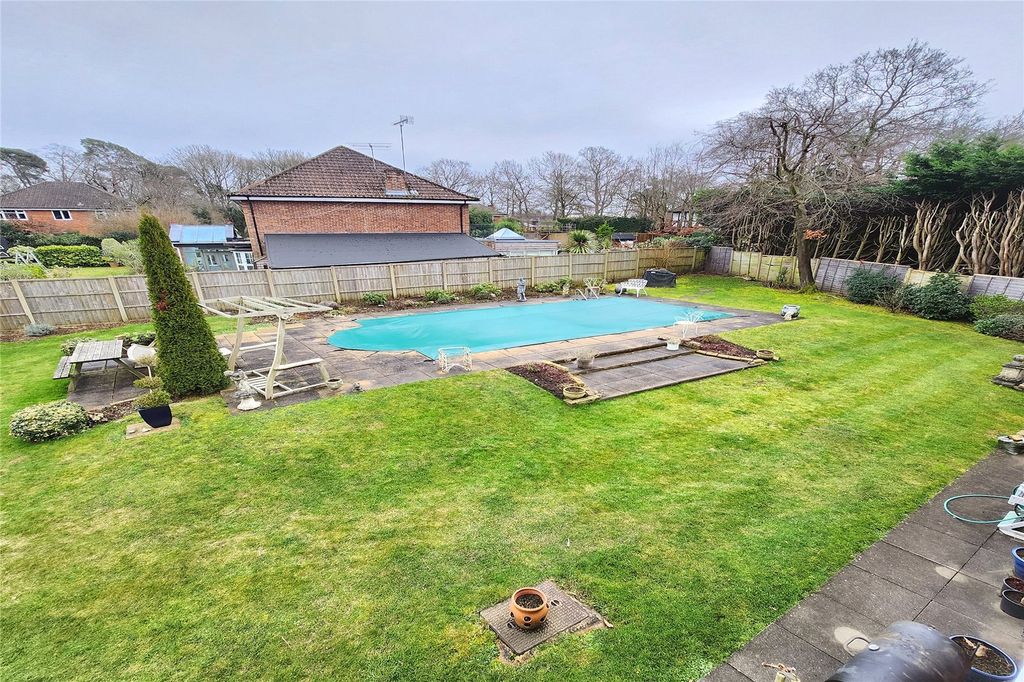 Property photo 3 of 4 Picture No. 02