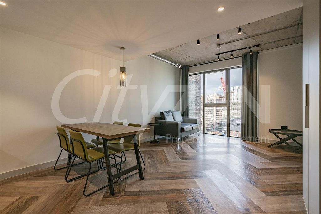 Property photo 1 of 12 Reception