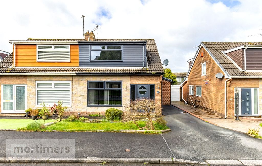 Property photo 1 of 25 Front External