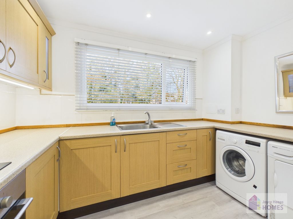 Property photo 3 of 20