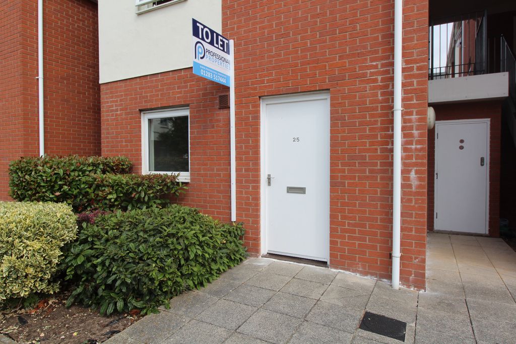 Property photo 1 of 10 1183261