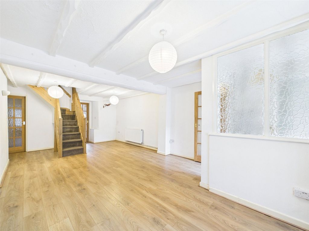 Property photo 3 of 14 Picture No. 08