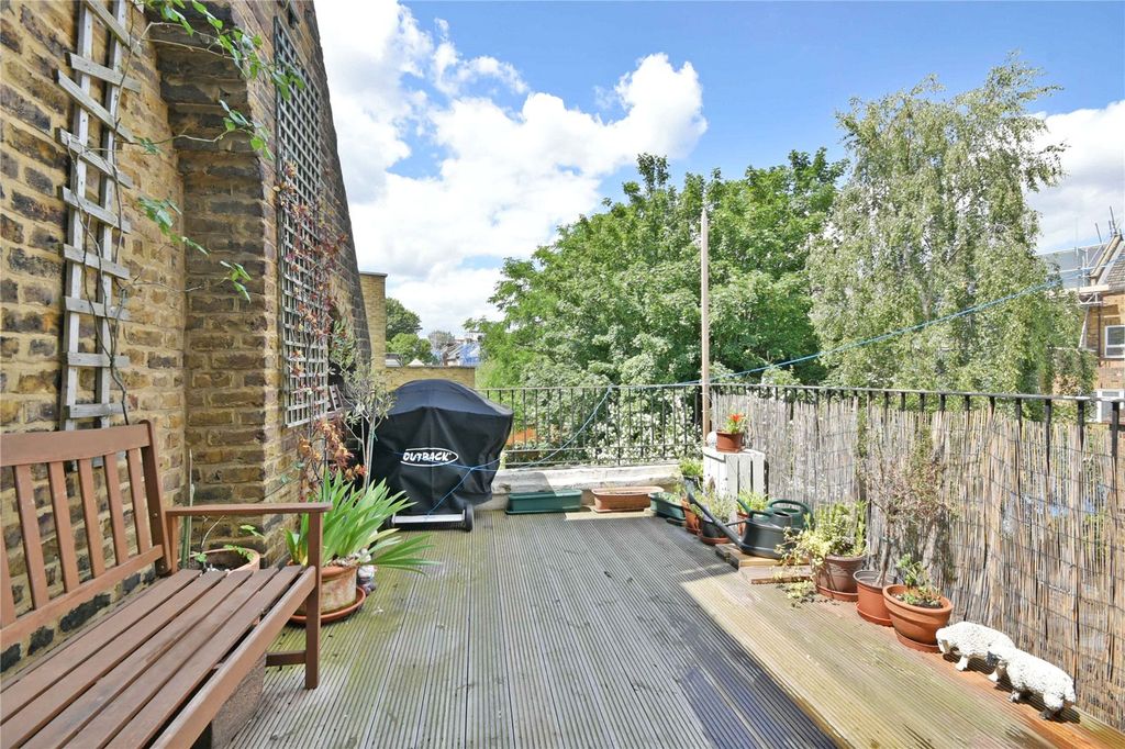 Property photo 1 of 11 Picture No. 14