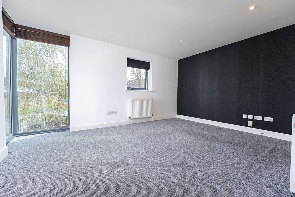 Property photo 3 of 14 Picture No. 05