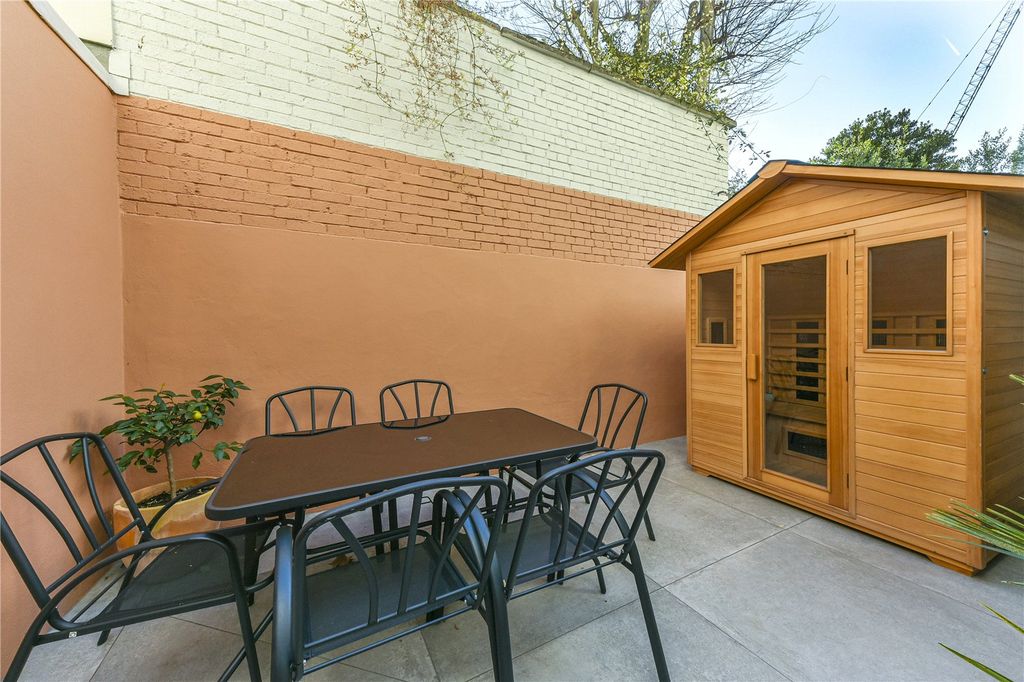 Property photo 3 of 23 Picture No. 21