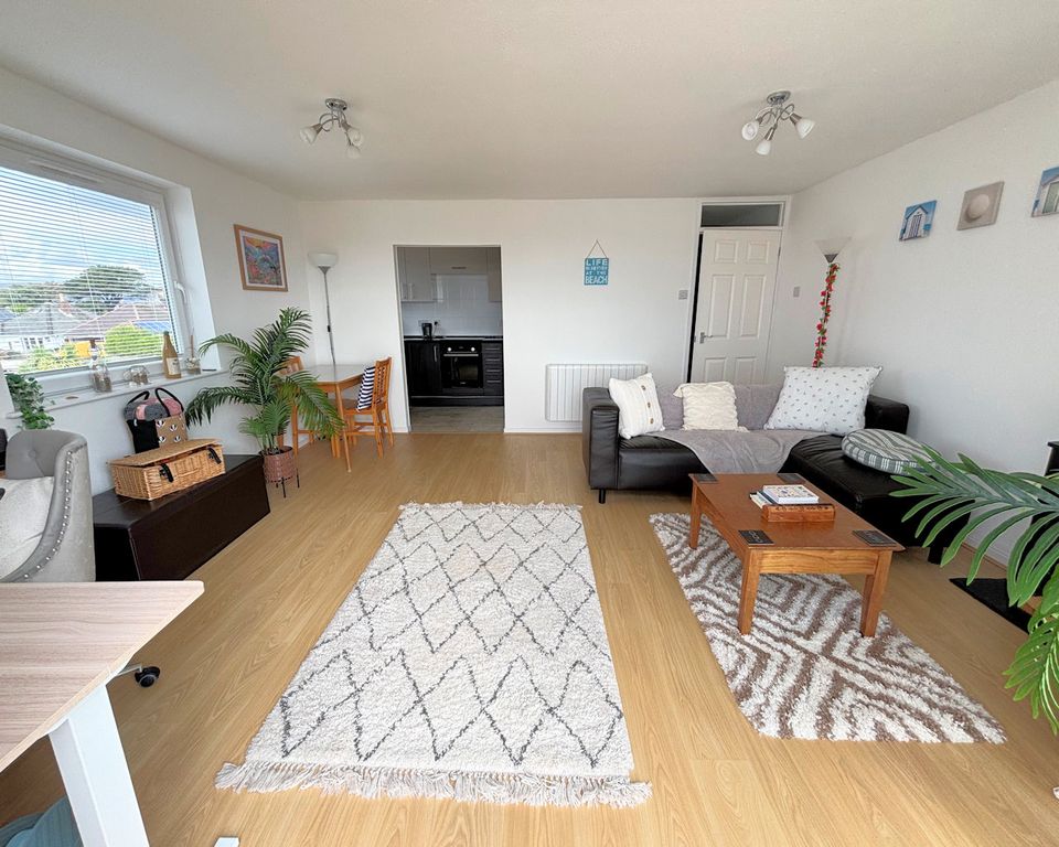 Property photo 1 of 28