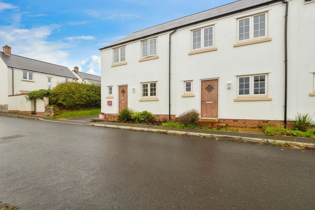 Property photo 1 of 13 Photo