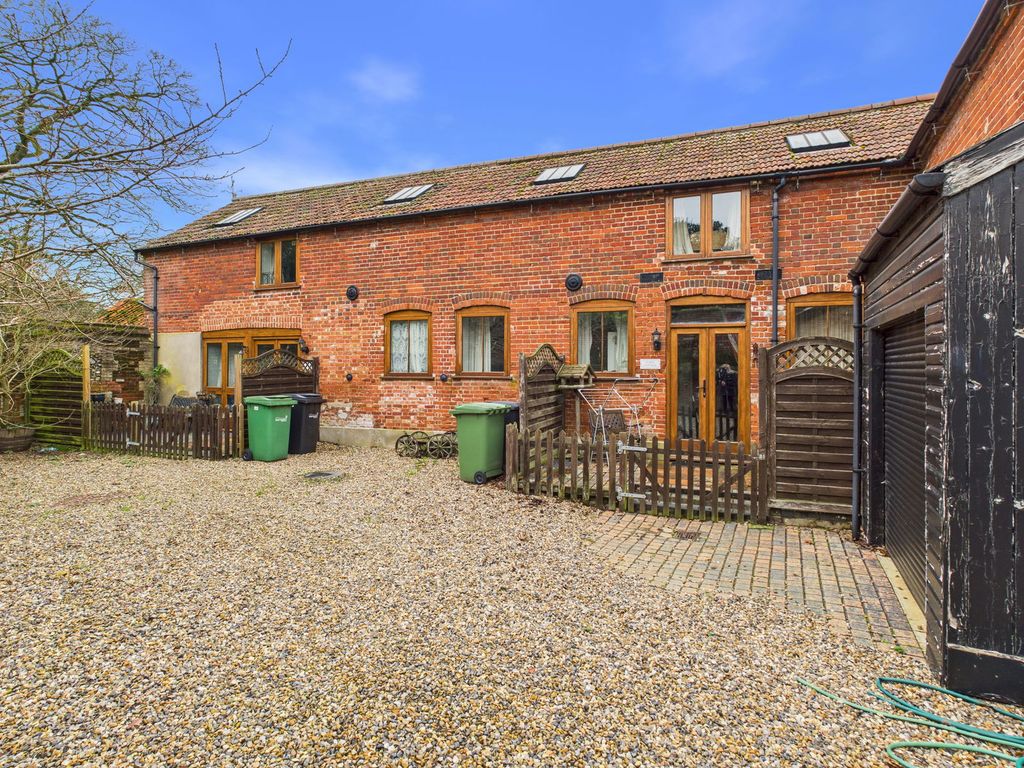 Property photo 3 of 48