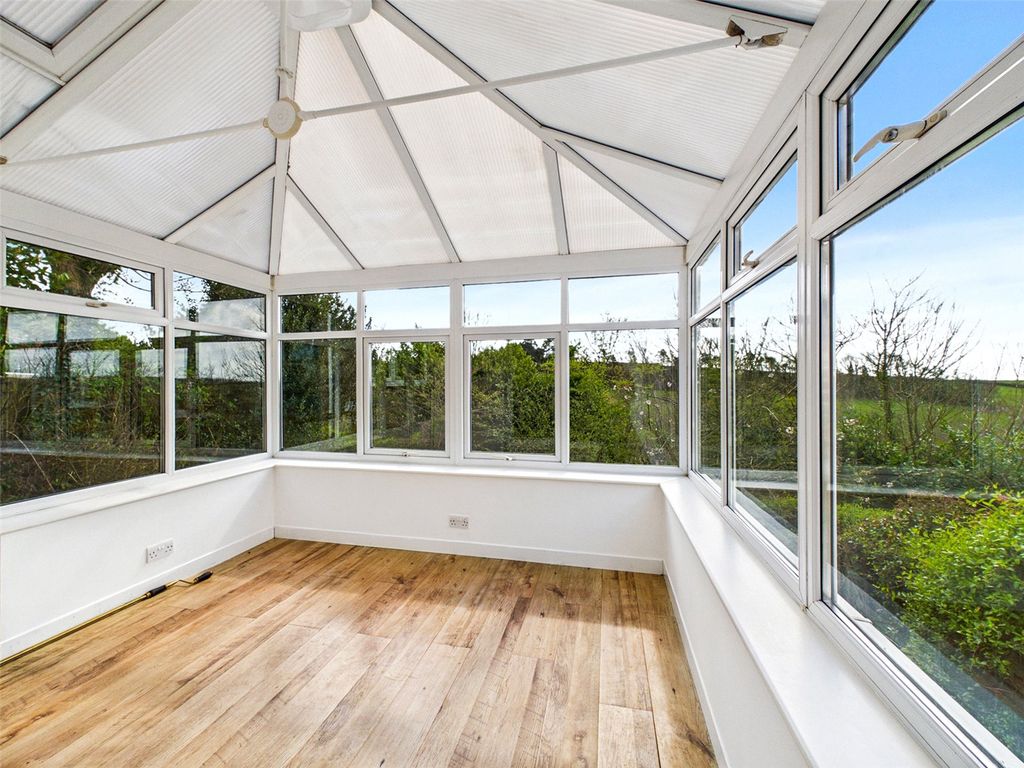 Property photo 2 of 18 Picture No. 02