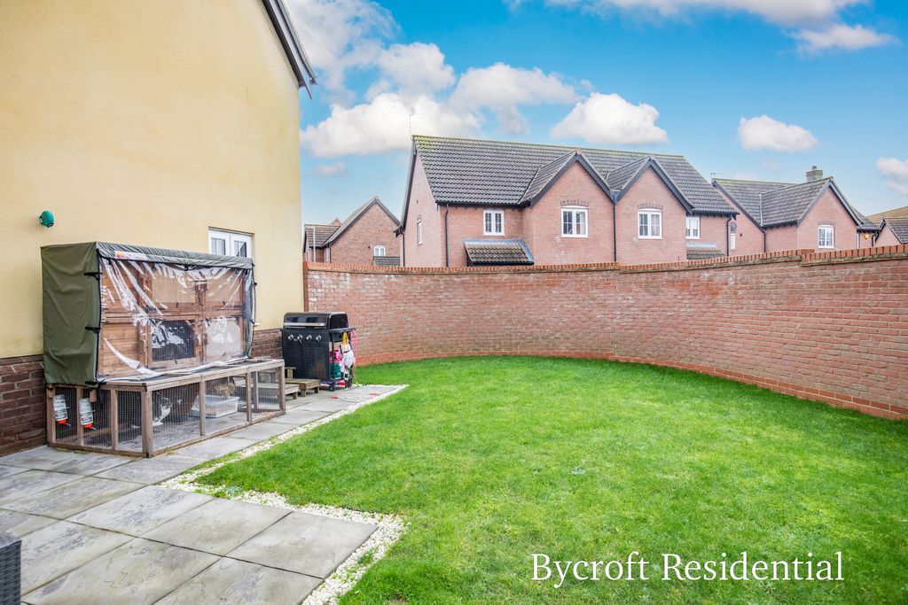 Property photo 3 of 13