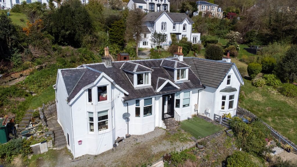 Property photo 1 of 33 4715211