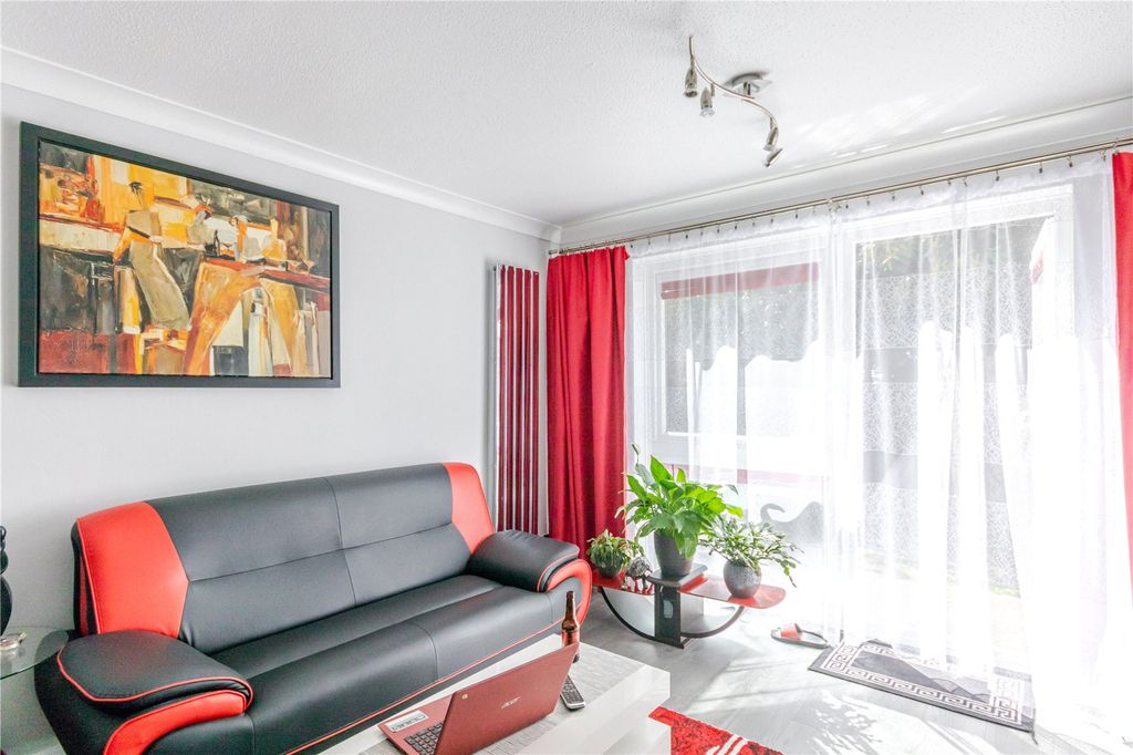 Property photo 3 of 17 Picture No. 03