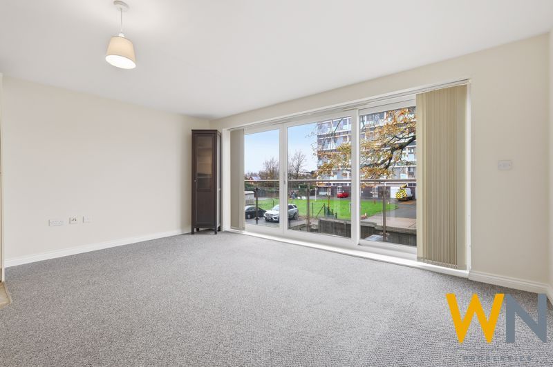 Property photo 2 of 12 Photo 17