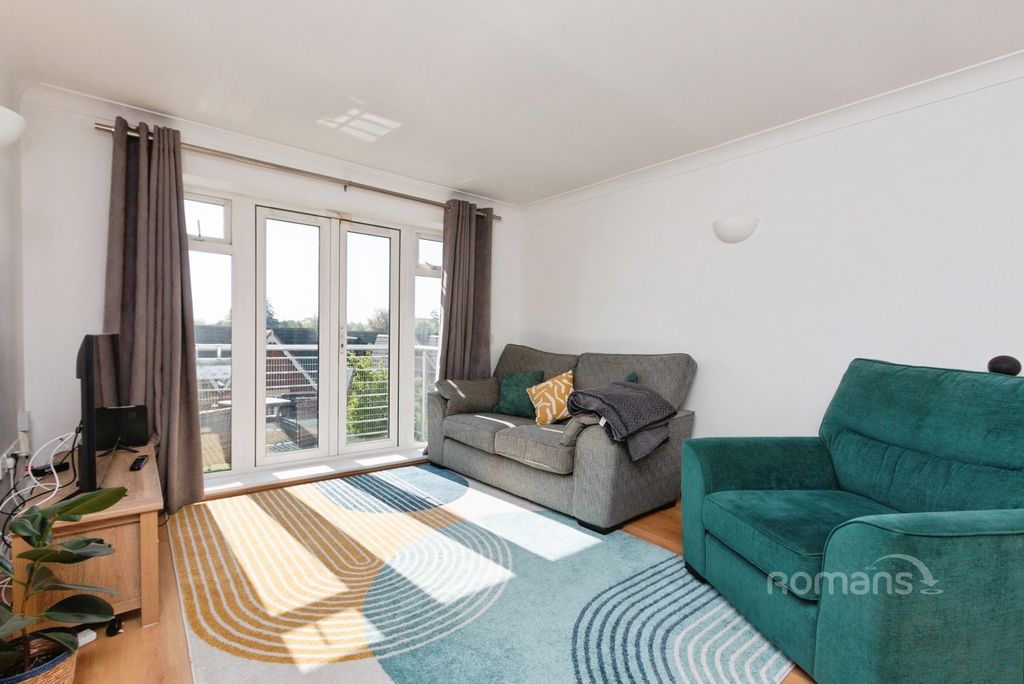 Property photo 3 of 11 Pbox-Img.Jpg