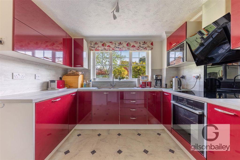 Property photo 2 of 28 Gb-7.Jpg