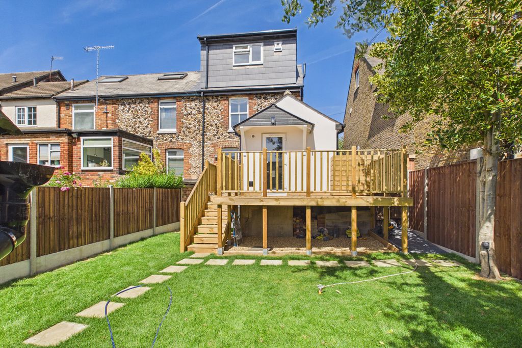 Property photo 3 of 22