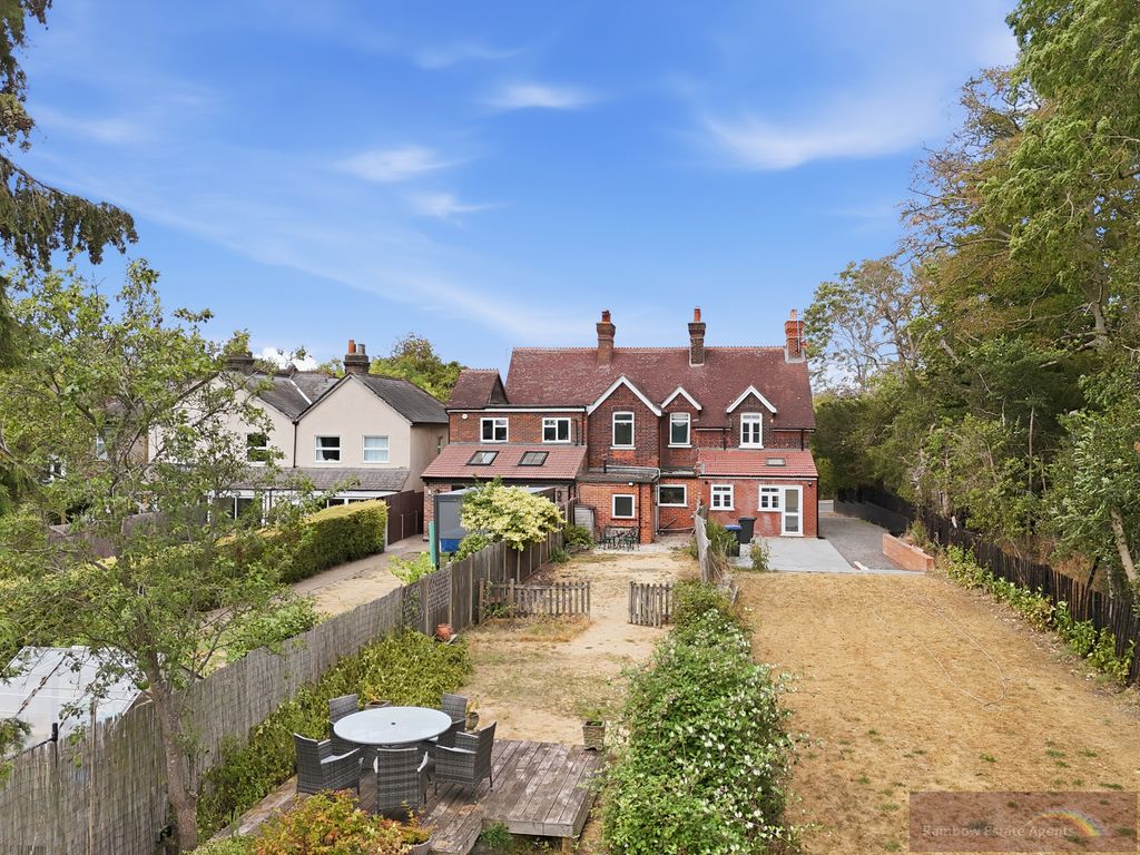 Property photo 3 of 23