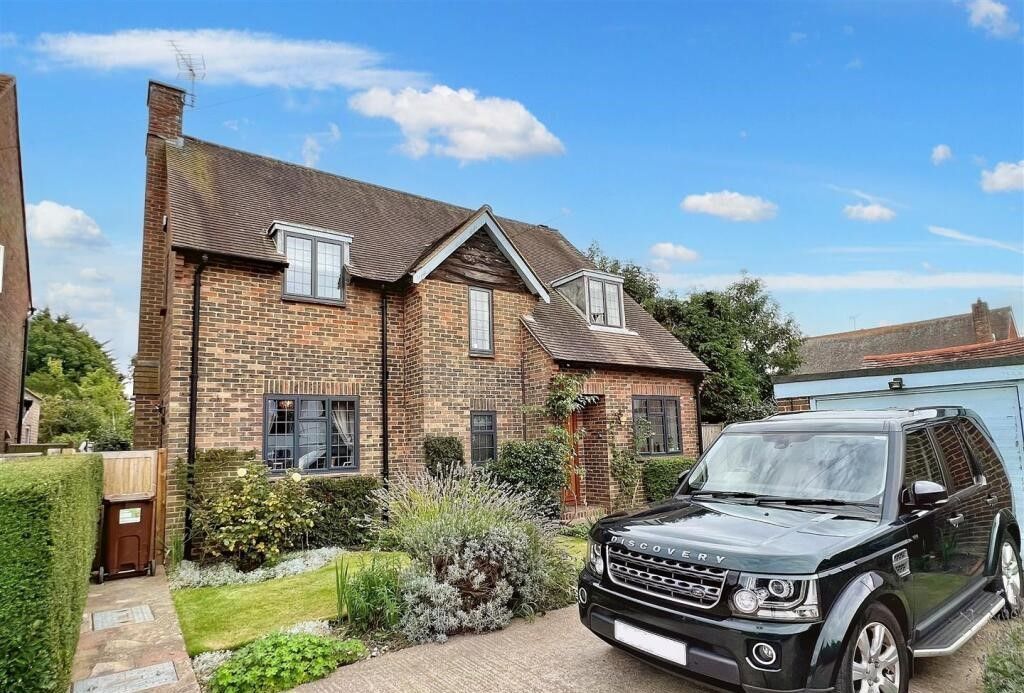 Property photo 1 of 27