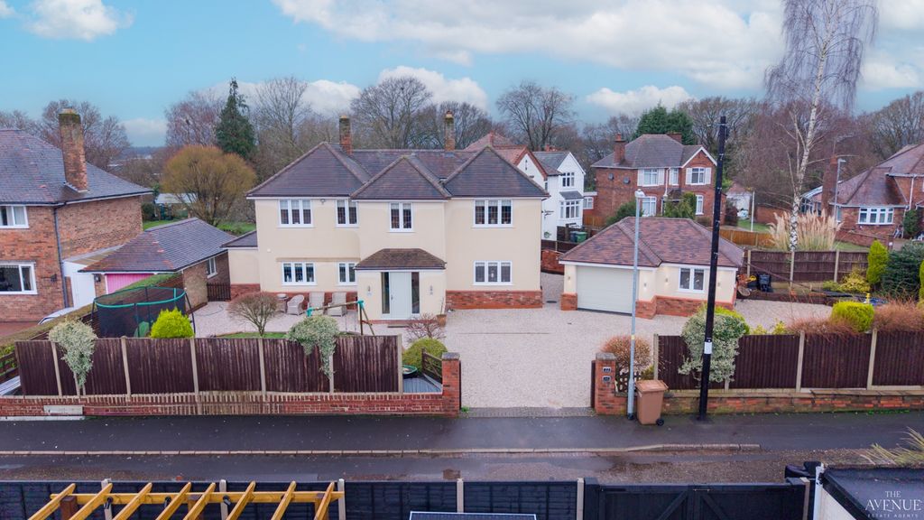 Property photo 1 of 57 4835521