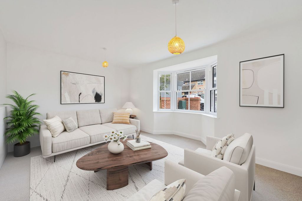 Property photo 3 of 13