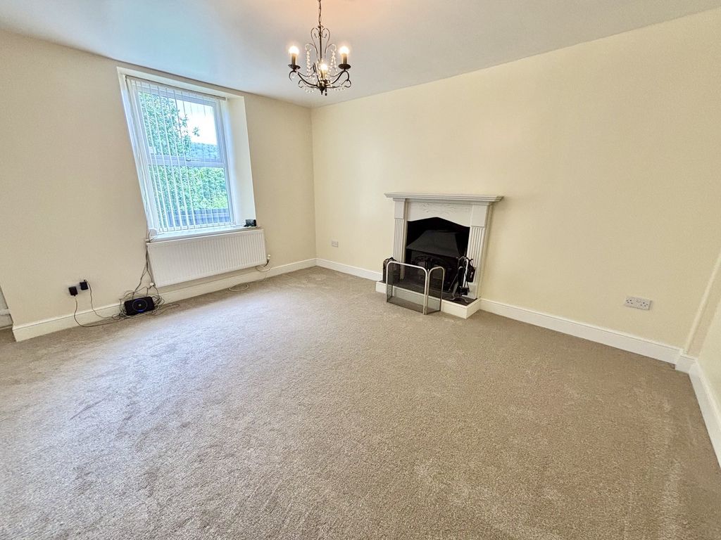 Property photo 2 of 29 Living Room