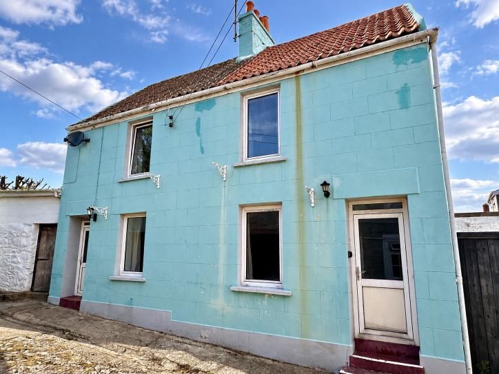 Property photo 1 of 12